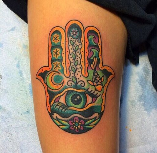 Tetovanie Fatimskej ruky. Náčrty, významy pre dievčatá, fotografie