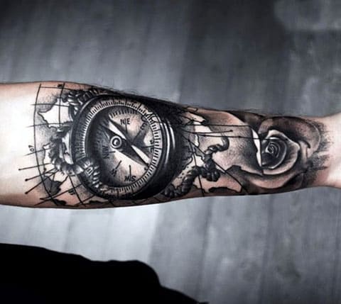 Kompaso tatuiruotė - nuotrauka