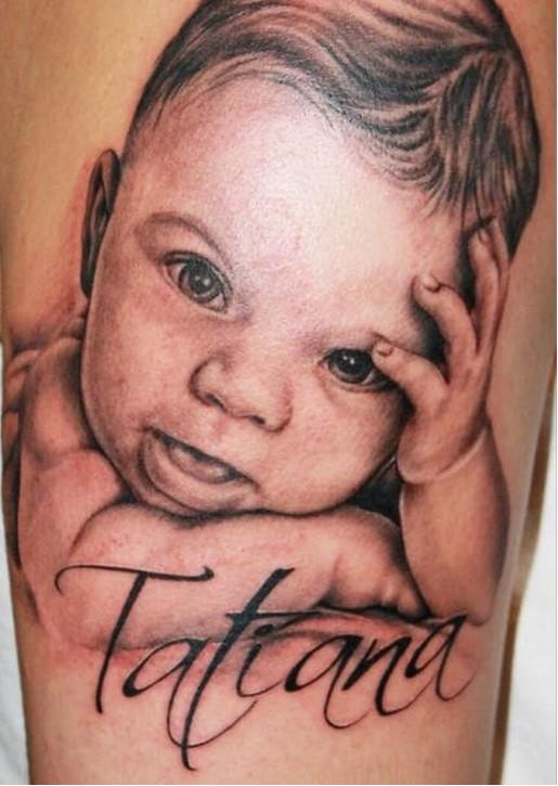 tatuagem facial de bebé