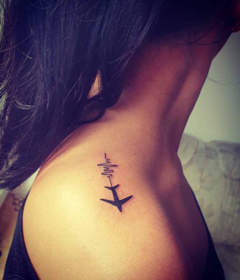 significado de avião tatuado
