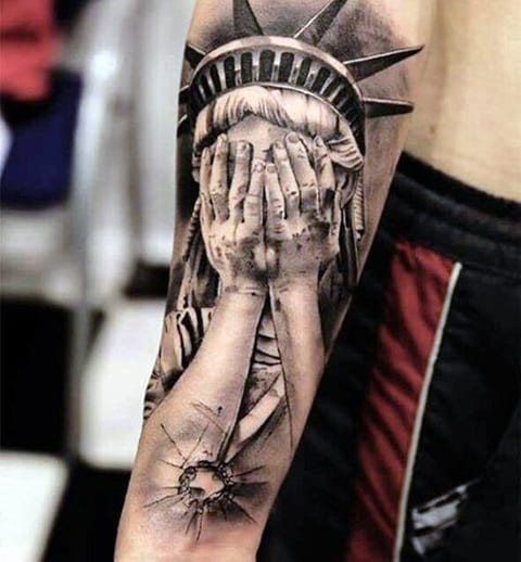 Laisvės statulos tatuiruotė
