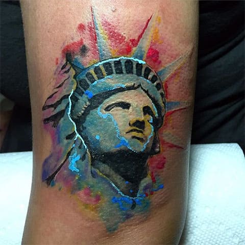 Laisvės statulos tatuiruotė