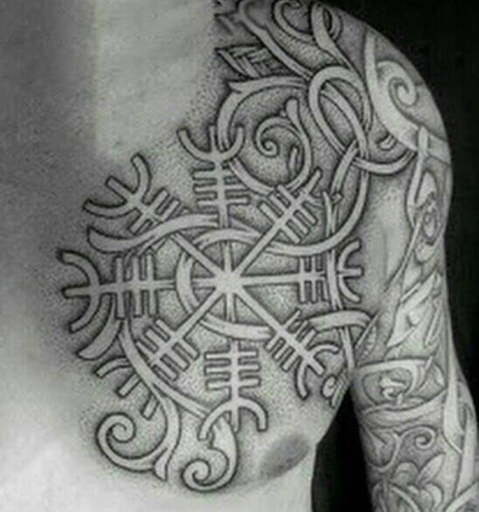 Tatuaggio etnico