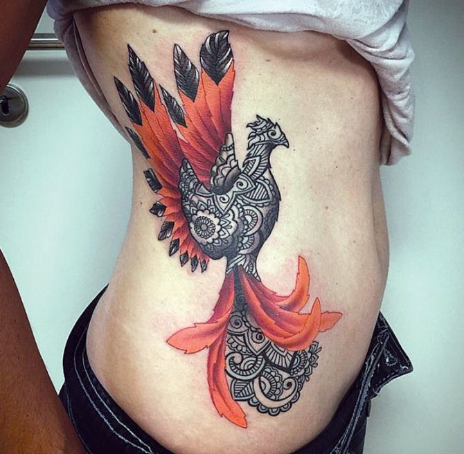 Tatuaj ca un phoenix