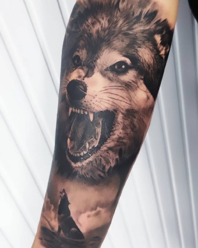 татуировка на вълк с усмивка