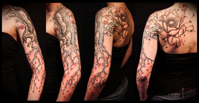 Gammel træ tatovering