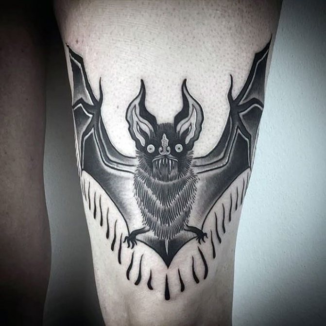 Bat Dotwork Tattoo pe coapsă