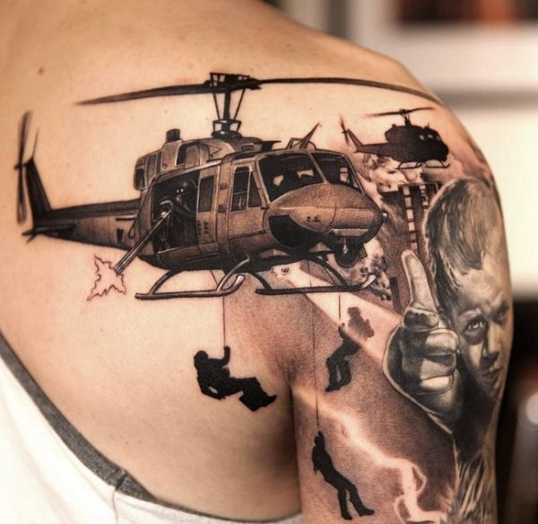Tatuagem na omoplata GRU: Helicóptero e Forças Especiais