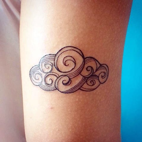 Felhő tetoválás