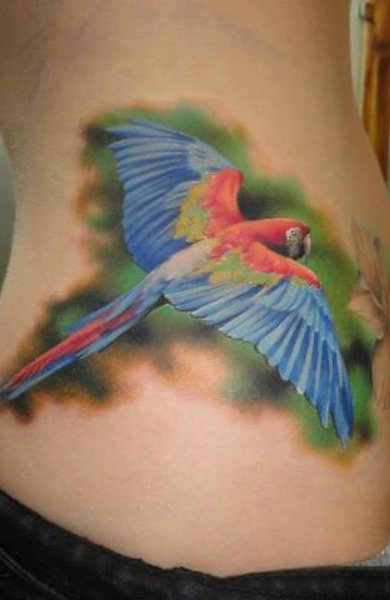 Татуировка на папагал