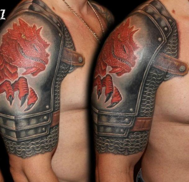 Lovagi páncél tetoválása