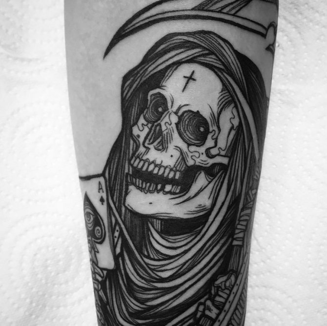 tatuaggio di morte con un significato di slash nella zona