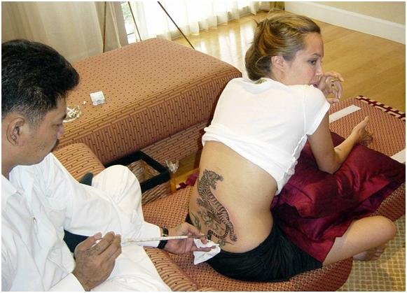 Angelina Jolie tatuaggi