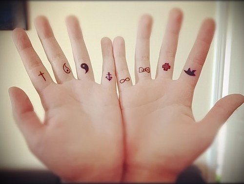 Tatoveringer til piger på armen og deres betydning. Billeder, design, smukke, små, inskriptioner
