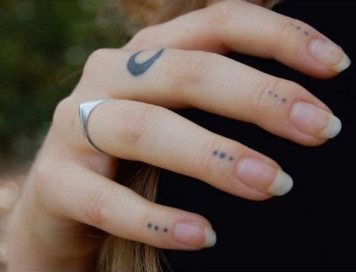Tatoveringer til piger på armen og deres betydning. Billeder, design, smukke, små, inskriptioner