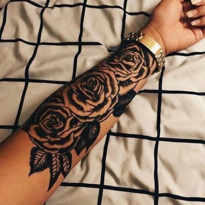 Татуировки за момичета на ръката и тяхното значение. Снимки, скици, красиви, малки, надписи