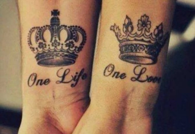 Tatueringar för älskare som känner sig kungliga