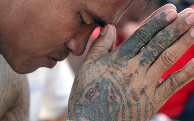 Tatuaże Sak Yant: historia, znaczenie, technika, mistrzowie