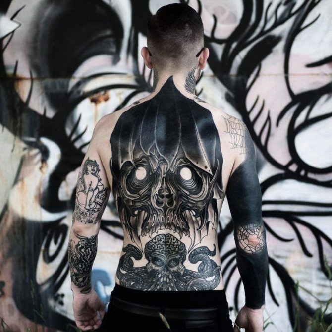 Tetovanie smrti s kosou