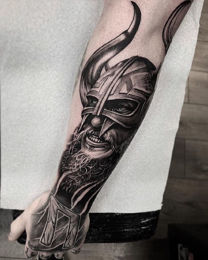 Tatuaje vikinge