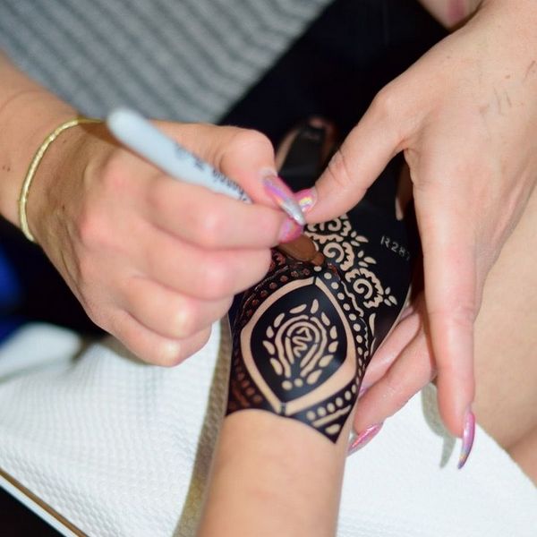 șablon de pictură henna