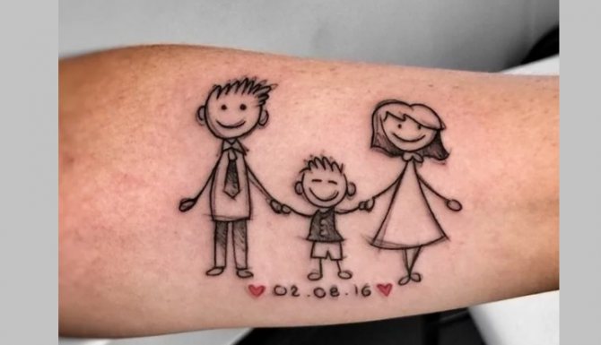 Ontroerende familie tatoeage