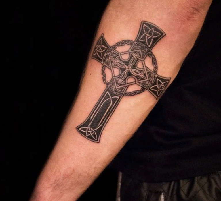 A kelta minták típusai és jelentése. A kelta szimbólumok jelentése tetoválások
