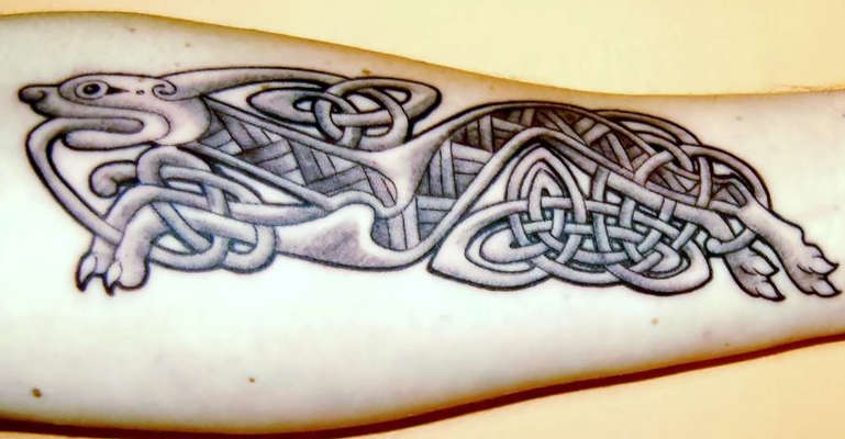 A kelta minták típusai és jelentése. A kelta szimbólumokkal ellátott tetoválások jelentése