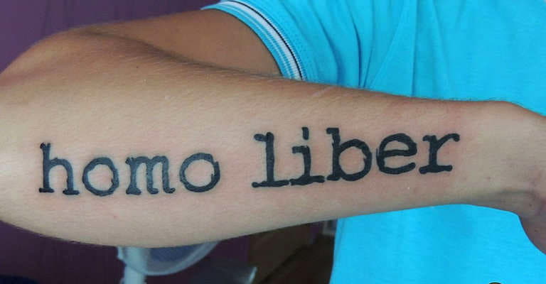Vita sene libertate nlhil（拉丁文）--没有的生活