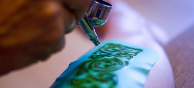 προσωρινά τατουάζ με χημικά χρώματα