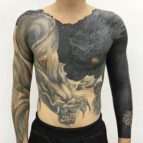Ιαπωνικός δράκος. Σκίτσα τατουάζ απλό, έγχρωμο, φωτογραφία, νόημα