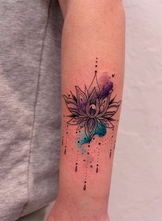 Значение на татуировка на цвете